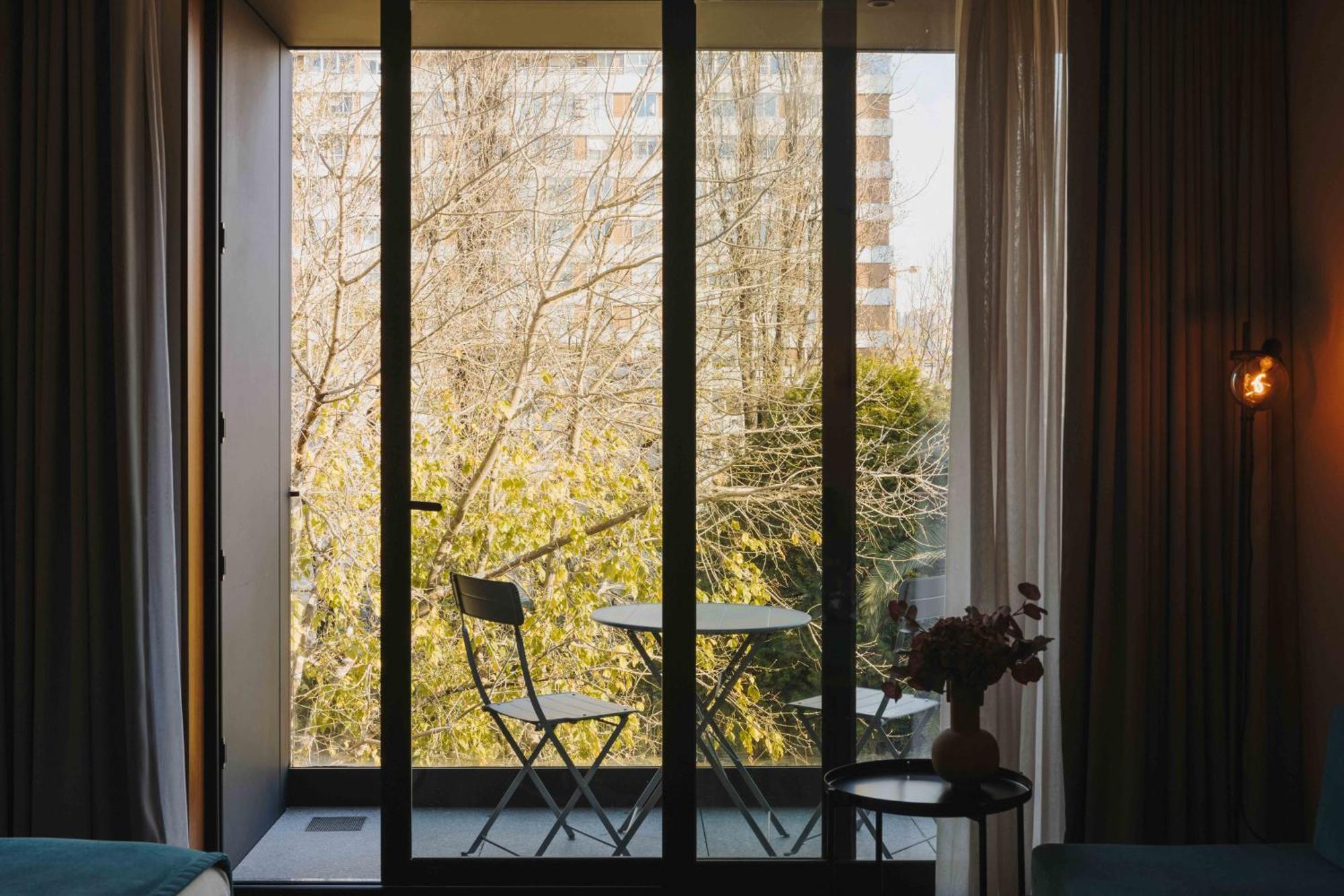 Premium Studio Balcony